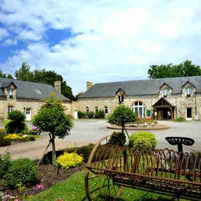 Restaurant Au Relais du Gué de Selle Hotel Exterior
