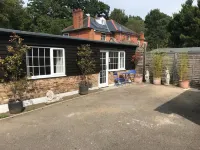 Fornham Guest House - Homestays