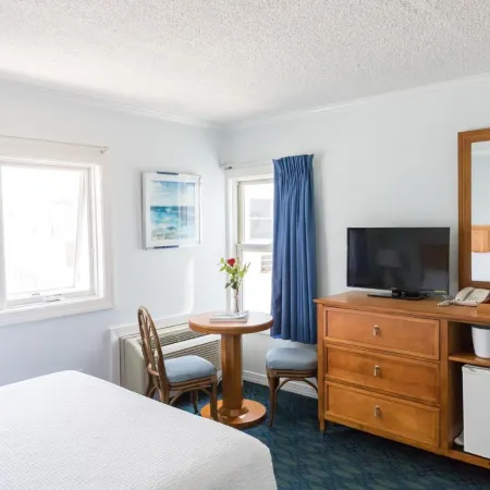 Sea Crest Inn
