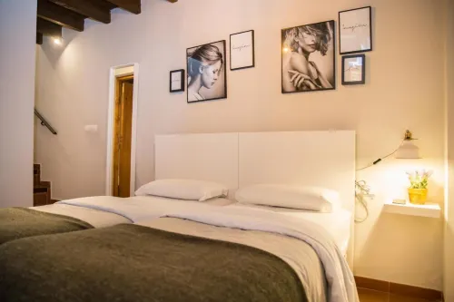 Apartamentos Nahira Suites 3000 Hotels in Granada Province