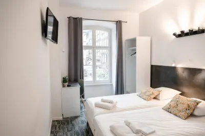 Hotel des Arts - Centre Cathédrale Hotels near Primark