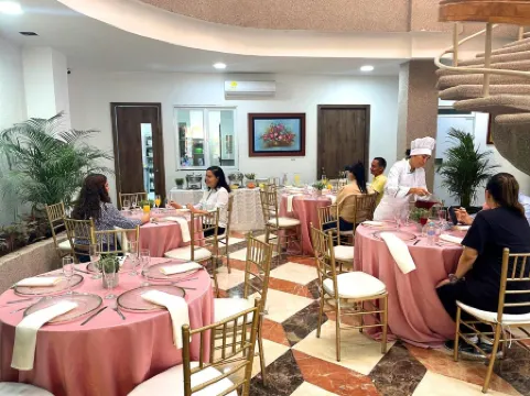 Hotel Prado 72 Inn Отели рядом с достопримечательностью «Парк КУЛЬТУРАЛЬ ДЕЛЬ КАРИБЕ»