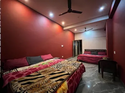 Shanti Cafe & Hostels
