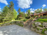 O9 New Renovated Bretton Woods Slopeside Condo with 2 Living Rooms Foosball Air Hockey