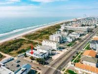 Beautiful Brigantine Condo - Walk to Beach! Hotele w: Brigantine