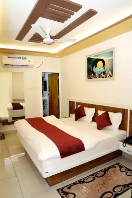 Radhe Krishna Hotel and Restaurant