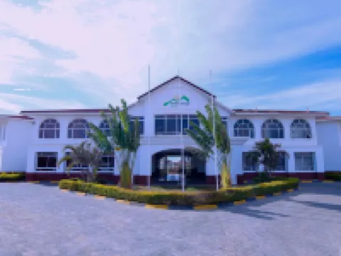 グリーンパーク サンダウナー ホテル アティ・リバーのホテル