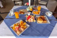 Hotel Oasis de Kiamu - servizio colazione