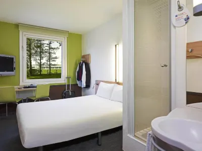 Ibis Budget Wroclaw Stadion Hotel di 