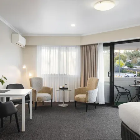 Central Deborah Motel