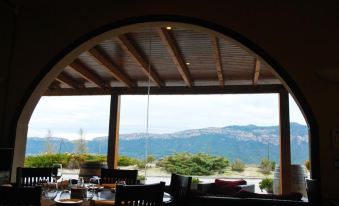 Buil & Gine Wine Hotel