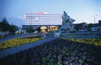 IntercityHotel Schwerin Hotel dekat Schwerin Hauptbahnhof Railway Station