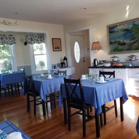 Elmere House Bed & Breakfast