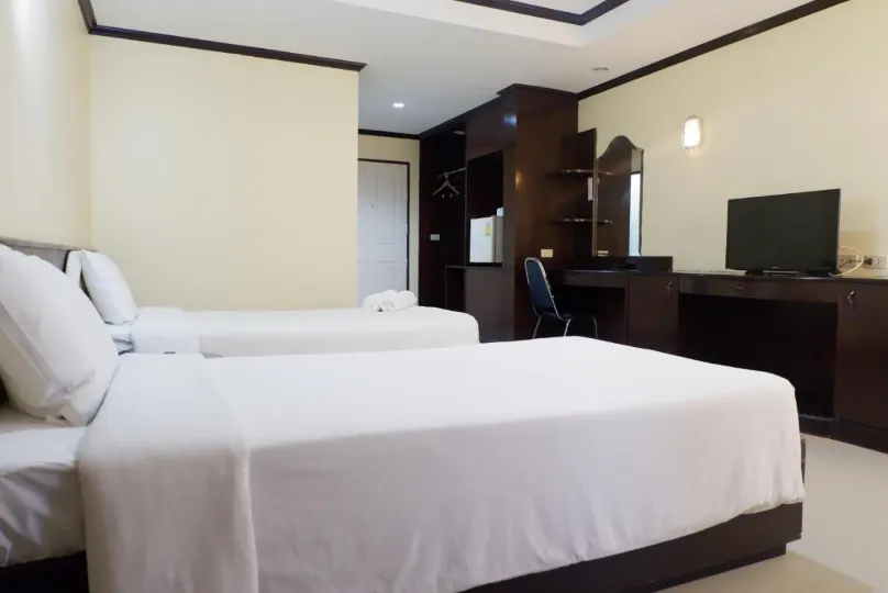 Auychai Grand Hotel