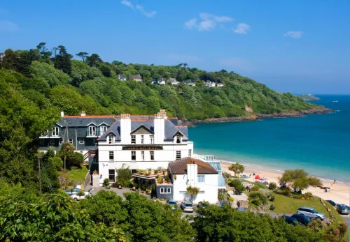 Carbis Bay and Spa Hotel - bar