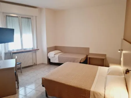 Hotel San Marco Отели рядом с достопримечательностью «Sfera Grande di Pomodoro»