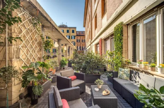 絕贊之家 - 空中花園酒店