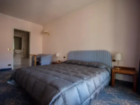 Hostellerie du Cheval Blanc Hotels in Aosta