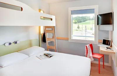Ibis Budget Brignoles Provence Отели в г. Котиньяк