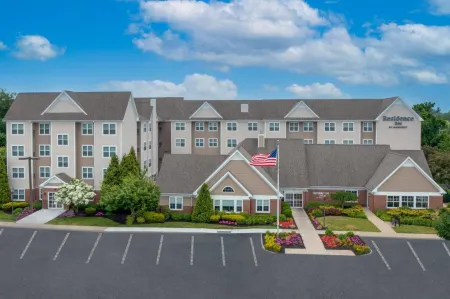 Residence Inn Boston Brockton/Easton Отели в г. Рейнхем
