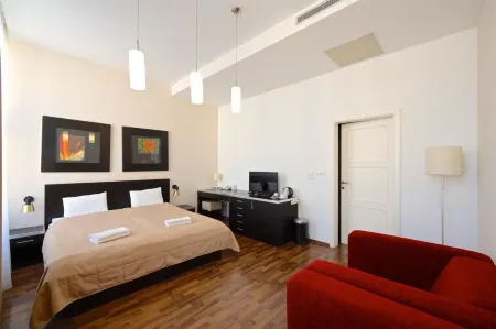 Grand Hotel Trenčin Отели в г. Тренчьянске Теплице