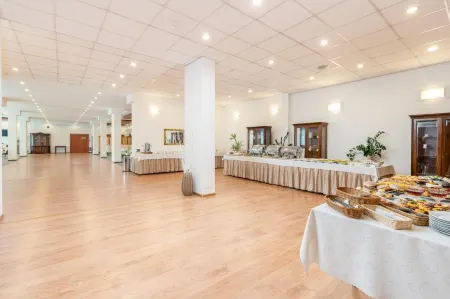 Hotel Artur Отели в г. Величка