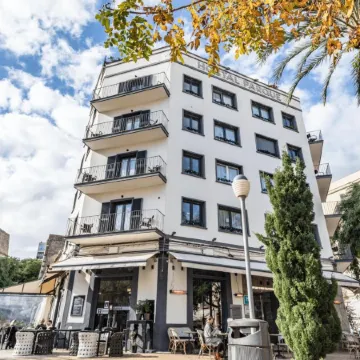 Hostal Parque Ibiza Отели рядом с достопримечательностью «Пуэрто де Ибиса»