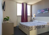 Hotel Giallo