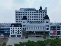Grand Travello Bekasi Отели в г. 