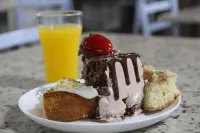 Oasis Chartouni Hotel - فطور