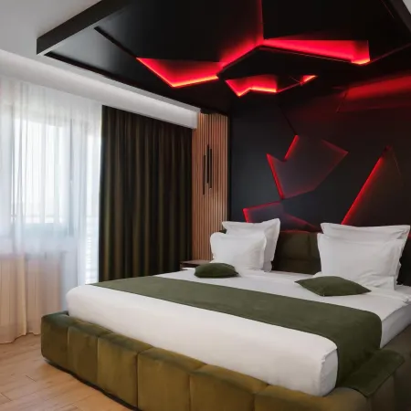 Monarc Boutique ApartHotel - Self Check-IN