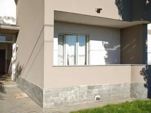 10 Min from the Airport-Wifi-Free Parking