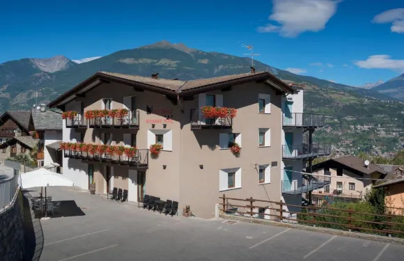 蒙特艾米流斯酒店