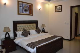 Hotel de Raj Sialkot