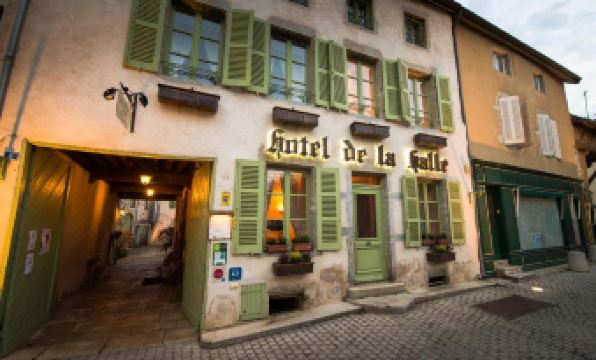 Hotel de la Halle - Housity