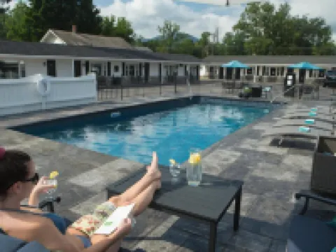 諾緹潘汽車旅館 本寧頓酒店