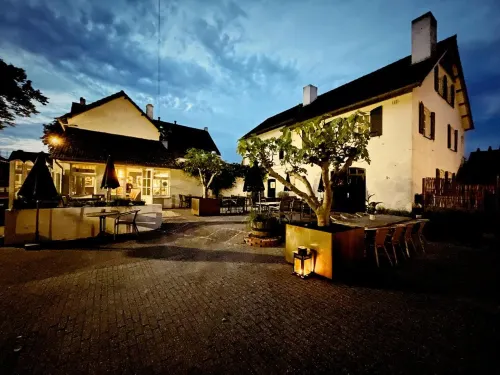 In de Witte Dame Hotel Bar Kitchen Apartments Hotels in Arcen