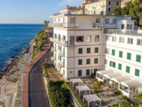 Hotel Corallo Hotels in Imperia
