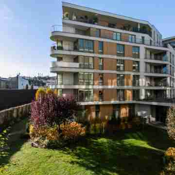 Otium Old Town Angel Plaza Hotel Exterior