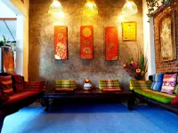 Sofa Gallery Hotel