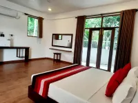 Hemalie Resort Mirissa
