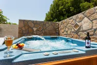 Fiorentinos Villa - Villas