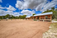 Rustic Cabin with Firepit and Grill - 10 Mins to Main St Hotels in Gillespie County
