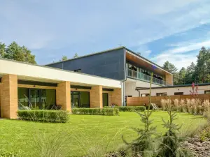 Szumy Park Hotel & Restaurant
