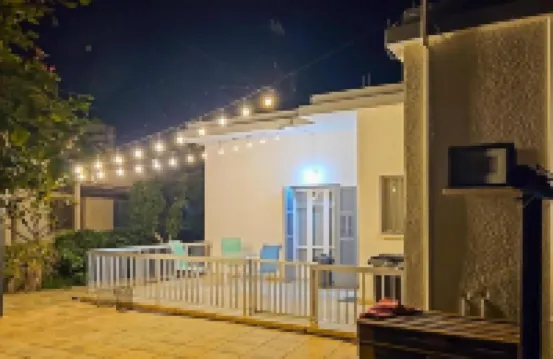 The Lemon Tree Hostel Hotel a 