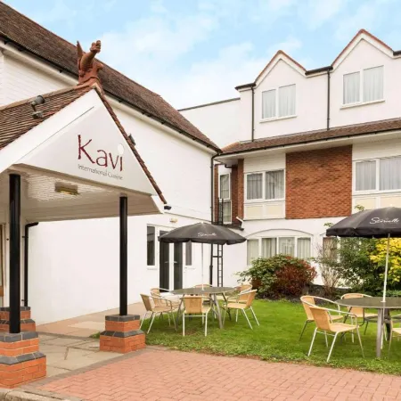 Riverside Hotel Отели рядом с достопримечательностью «Бизнес-парк Stoneleigh Park»