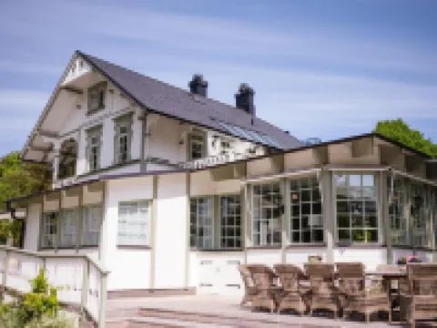 Villa Strandvägen โรงแรมในYstad