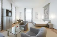 Hotel Villa Noel am Hauptbahnhof Hotels in Plauen