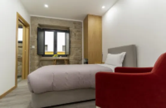 Alojamento Girassol - Guest House - Quarto Com Casa de Banho Privativa Hotels in 