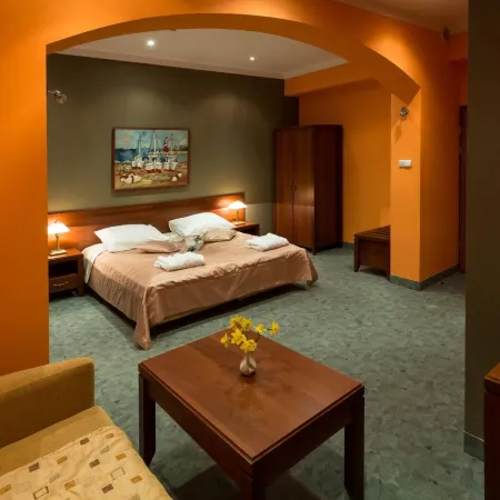Kompleks Hotelowy Logos